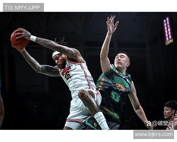 西安篮球队比赛经验引发热议球迷对战术和表现的不同看法